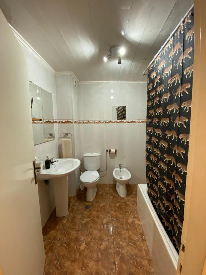 Com•Bro Apartment Lisbona Esterno foto